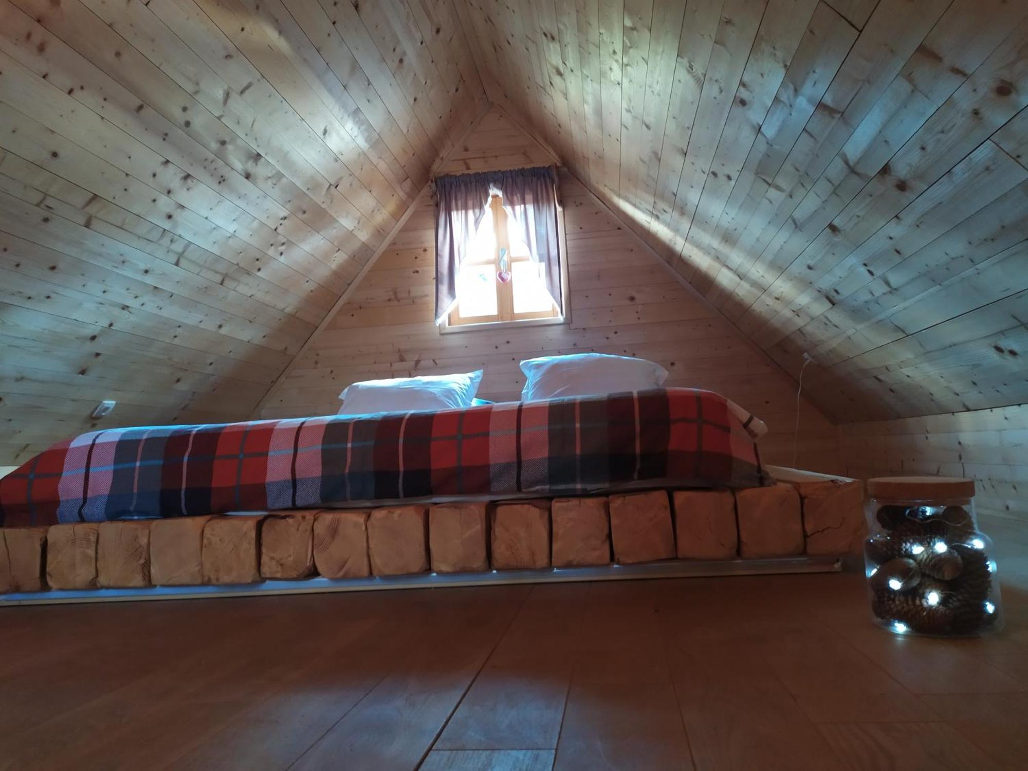 Vodenica Vrelo Chalets Vrelo Koreničko Szoba fotó